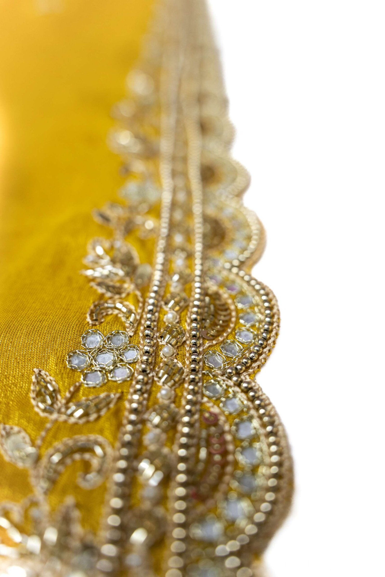 1 PIECE SAREE WITH READYMADE BLOUSE - Image 3