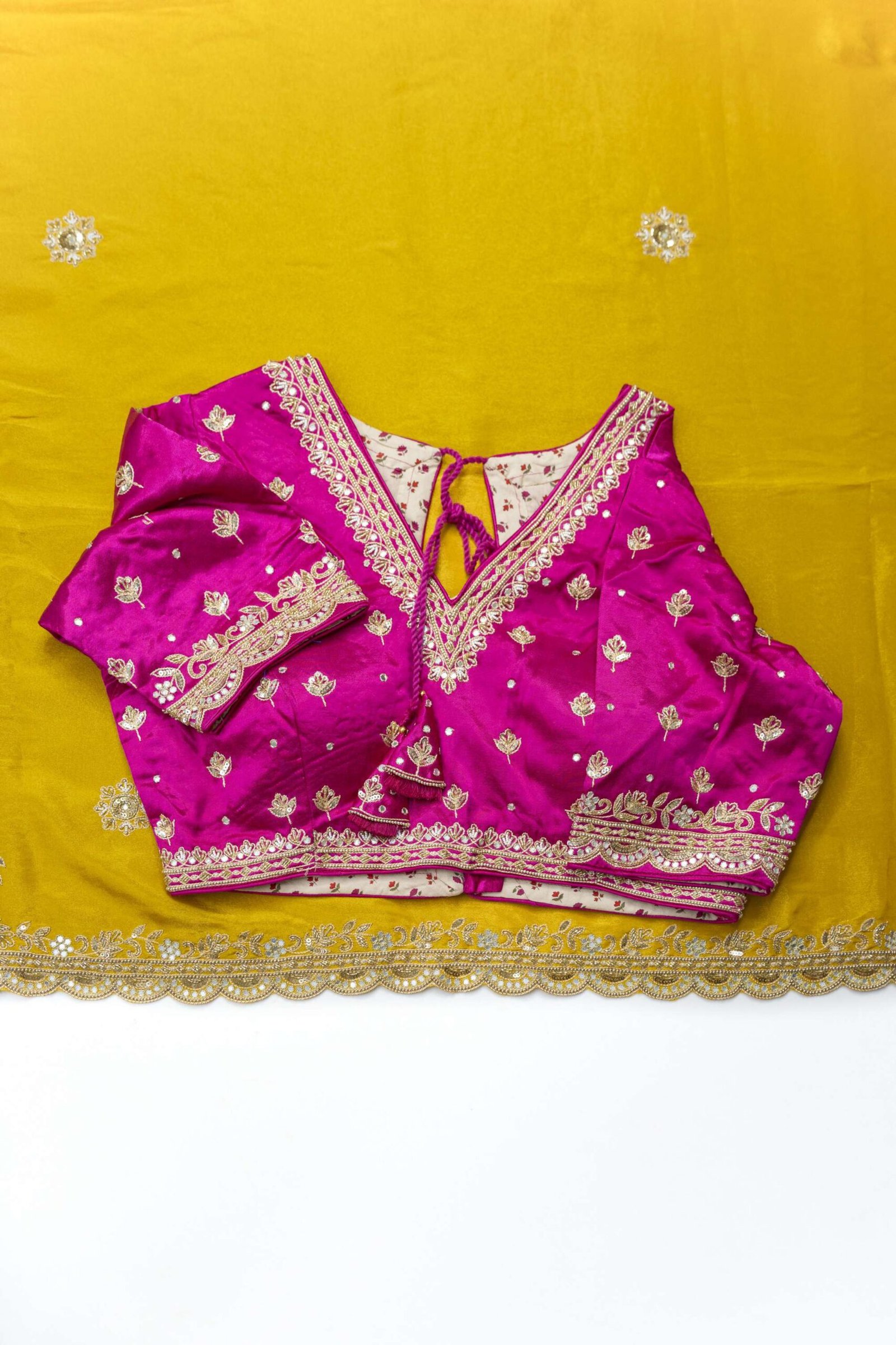 1 PIECE SAREE WITH READYMADE BLOUSE - Image 4