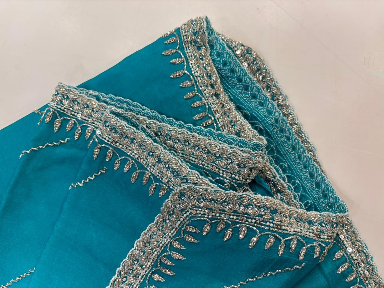 1 PIECE SAREE WITH BLOUSE PIECE - Image 5