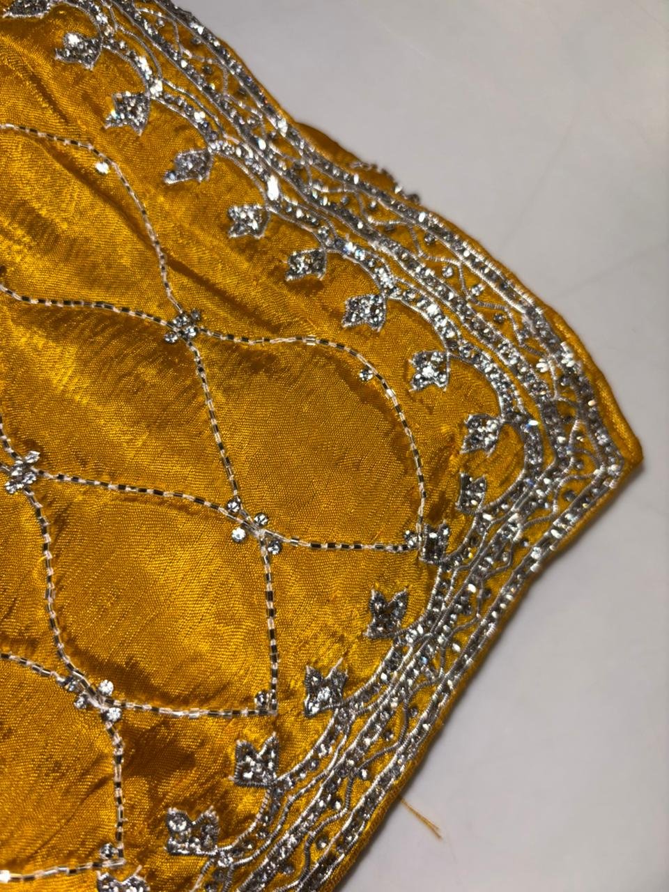 1 PIECE SAREE WITH BLOUSE PIECE - Image 3