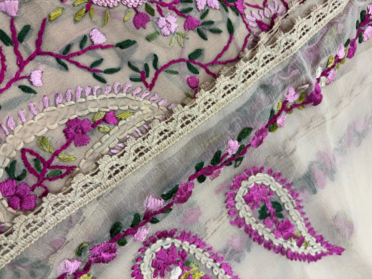 GEORGETTE SUIT - Image 4